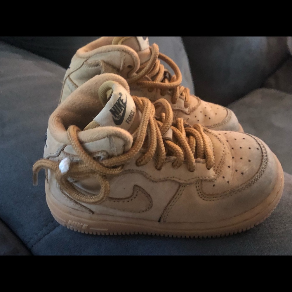 Size 7 Toddler Nike Forces
